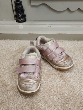 Zara Girls' Pink Velcro Kids Sneakers Size EU 25 / US 8.5